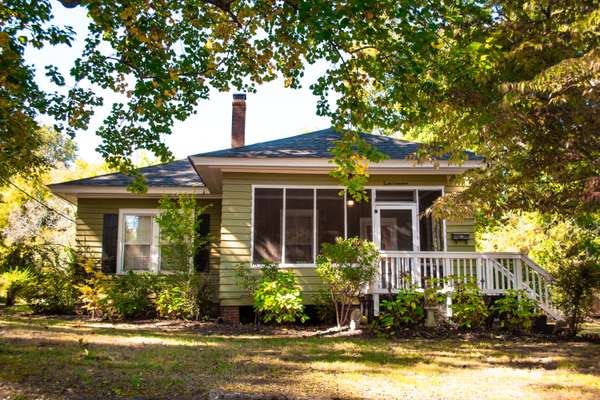1219 Hunt St, Newberry, SC 29108