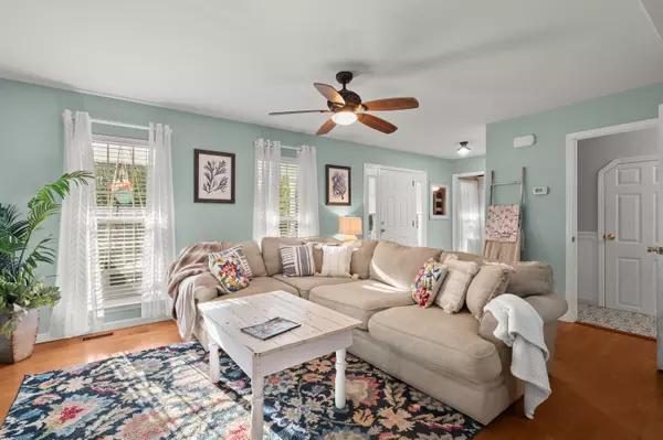 Summerville, SC 29483,123 Sand Dollar Ln