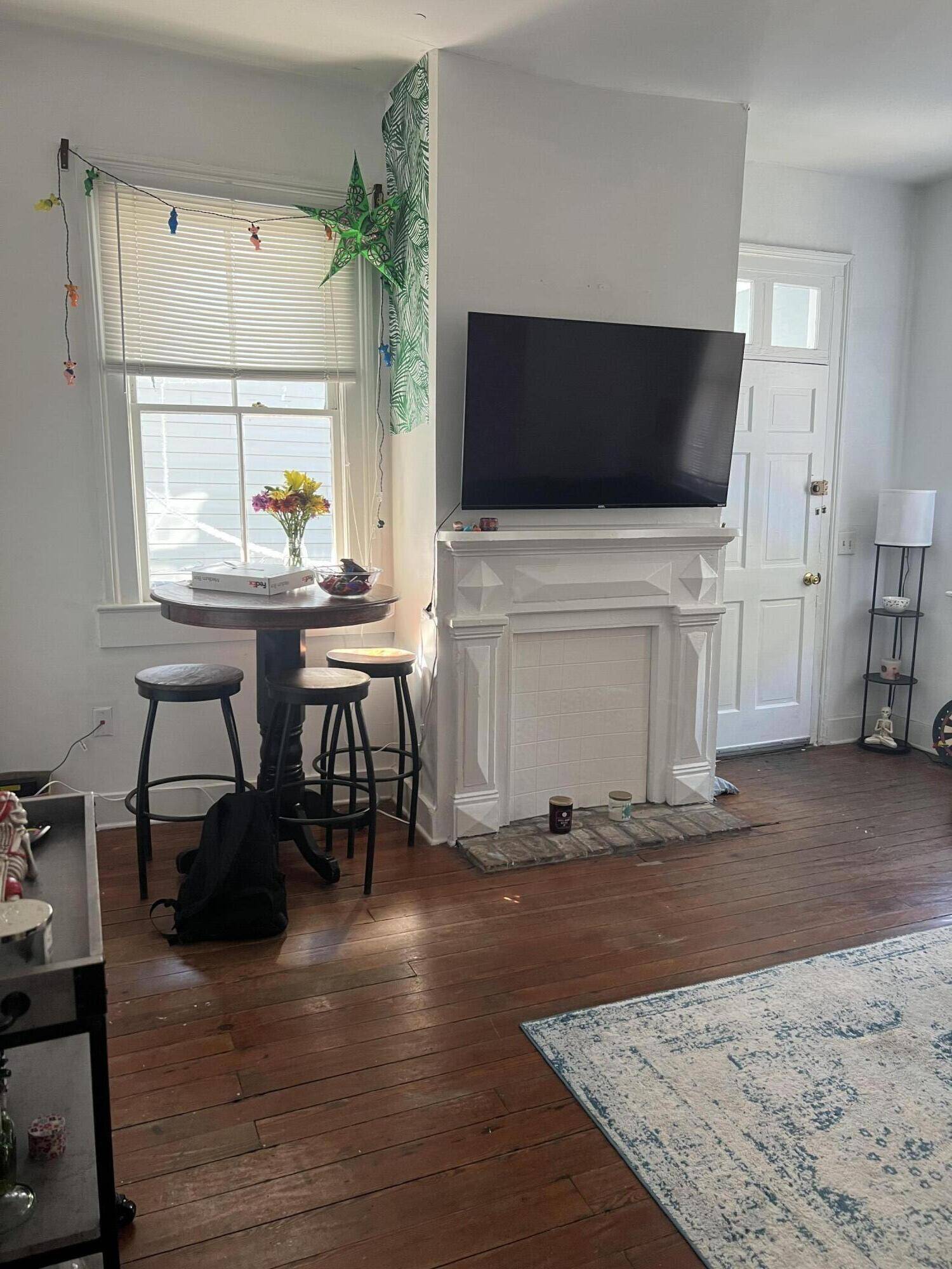 Charleston, SC 29403,112 Smith St