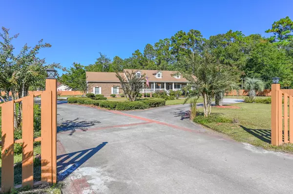 7982 Highway 162,  Hollywood,  SC 29449