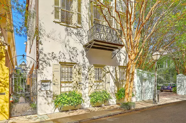 6 Tradd St, Charleston, SC 29401