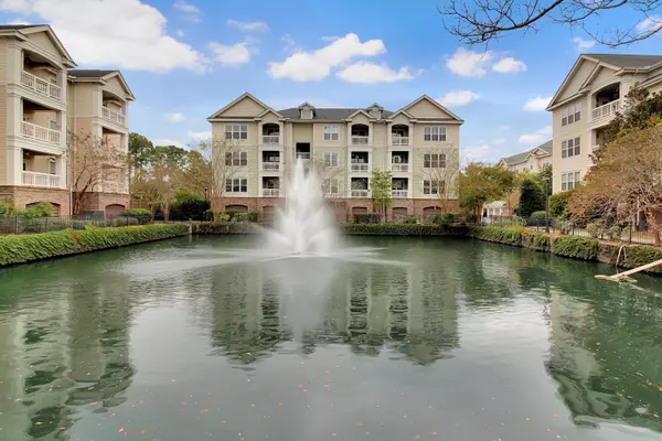 2244 Ashley Crossing Dr #431, Charleston, SC 29414