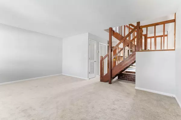 North Charleston, SC 29418,5567 Evelyn Dr