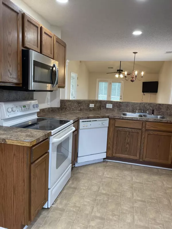 Summerville, SC 29483,160 Townsend Way