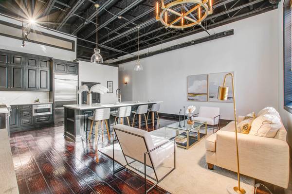 517 King St #13, Charleston, SC 29403