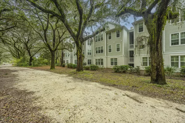 Johns Island, SC 29455,60 Fenwick Hall Allee #334