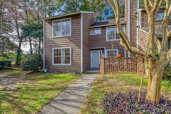 112 Luden Dr #A, Summerville, SC 29483