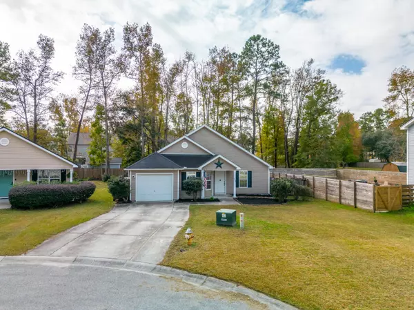 132 Coronet St, Summerville, SC 29483