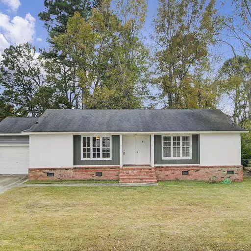 527 Savanna Rd, Ladson, SC 29456