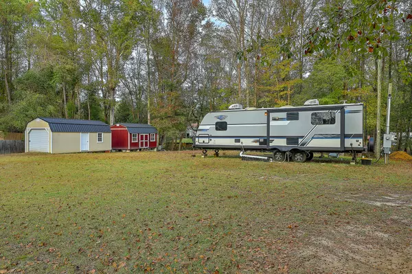 140 Shad Row Dr, Ridgeville, SC 29472