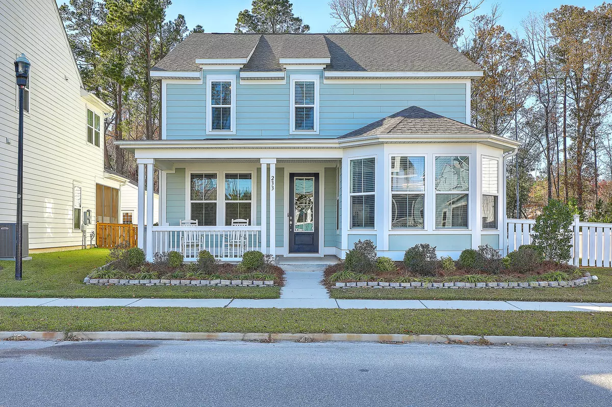 Summerville, SC 29483,233 Oak View Way