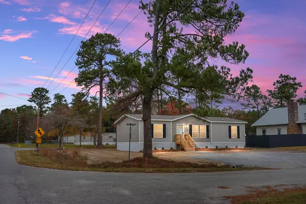 Bonneau, SC 29431,172 Dawsey Dr