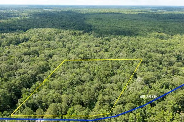 Summerville, SC 29483,509 Twin Lakes Dr