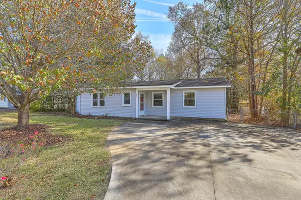 231 Holly Ave, Goose Creek, SC 29445