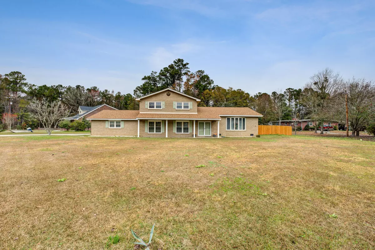 Ladson, SC 29456,108 Azalea St