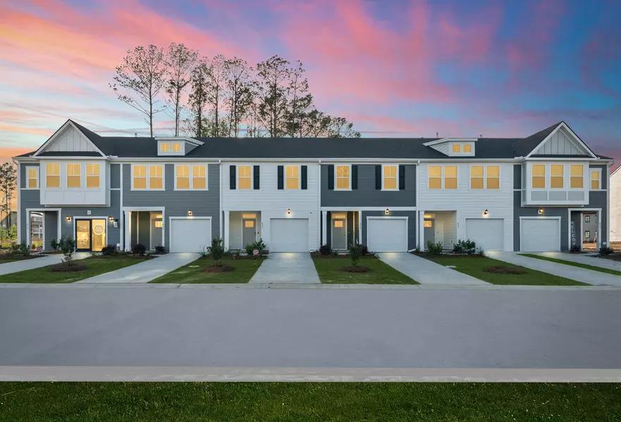 482 Trotters Lane #124, Moncks Corner, SC 29461