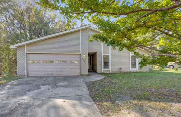 2721 Ashley Ferry Rd, Charleston, SC 29414