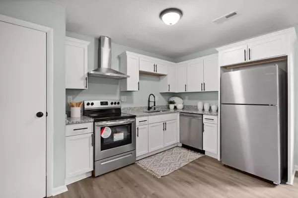 Summerville, SC 29485,164 Braly Dr