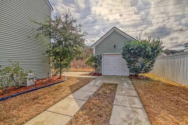 Summerville, SC 29485,8905 Planters Row Ln