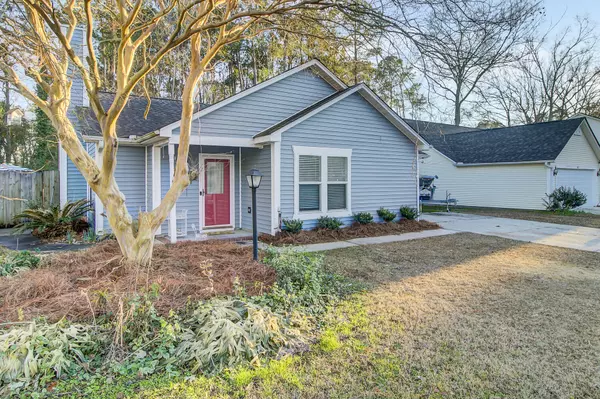 145 Danzid Dr, Summerville, SC 29483