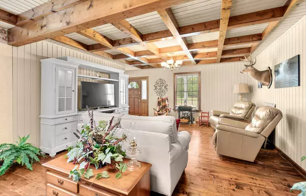 Bonneau, SC 29431,122 Kenny Creek Ln