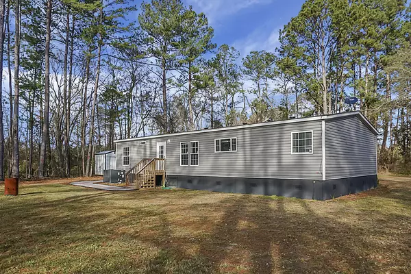 Saint Stephen, SC 29479,867 Fauling Rd