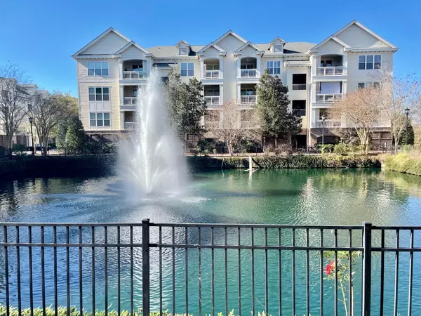 2244 Ashley Crossing Dr #512, Charleston, SC 29414