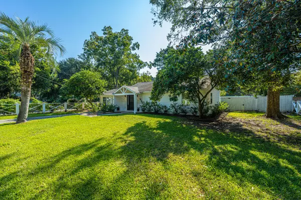 Mount Pleasant, SC 29464,12 Pearl St