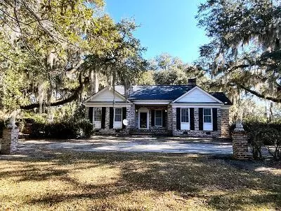 4970 Gibson Rd, Meggett, SC 29449