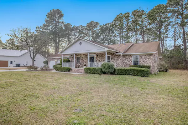 Summerville, SC 29483,122 Wilson Dr