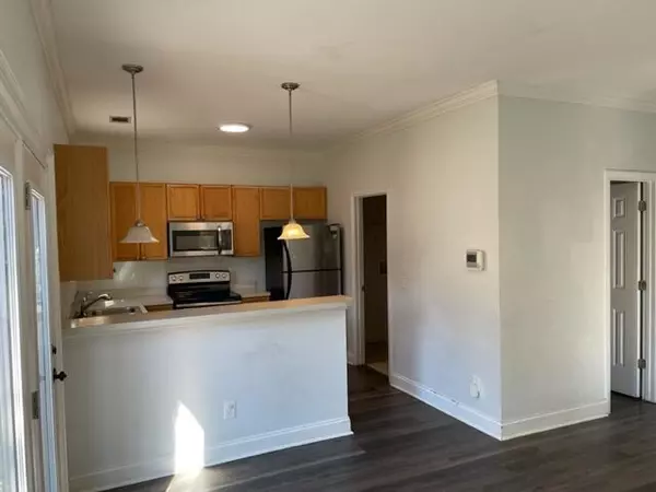 North Charleston, SC 29406,8755 Antler Dr