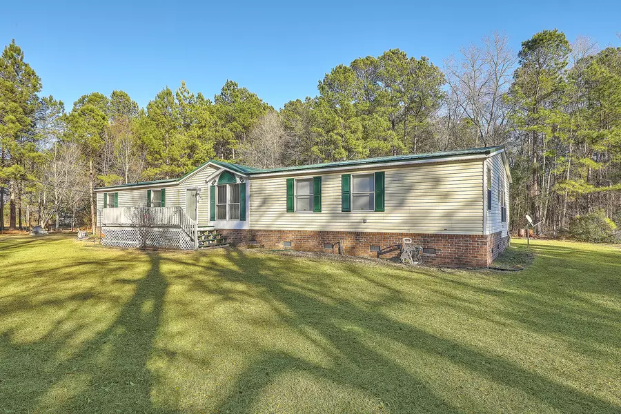 268 Rodenberry Rd, Cross, SC 29436