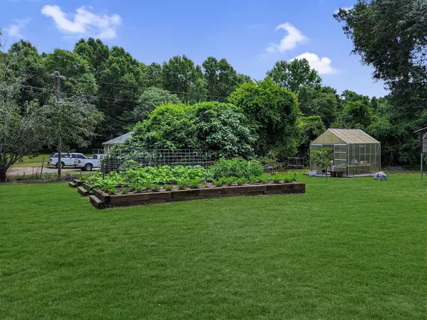 Summerton, SC 29148,1540 Scott Lake Rd