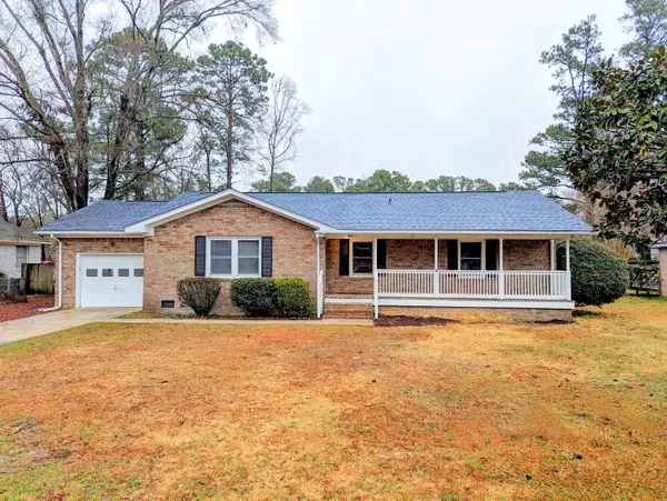 215 Farmhill Dr, Summerville, SC 29483