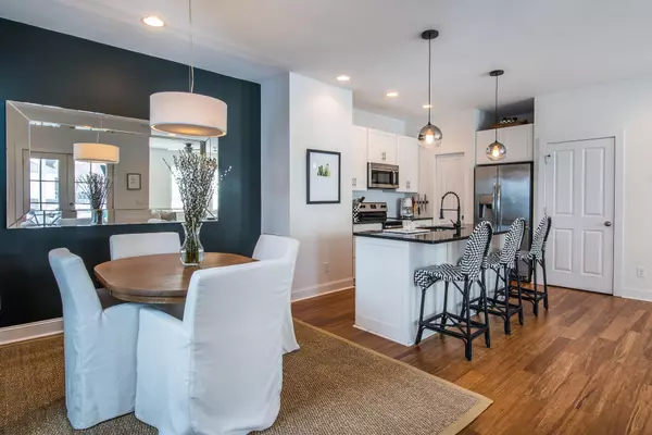 Charleston, SC 29403,79 Grove St #3