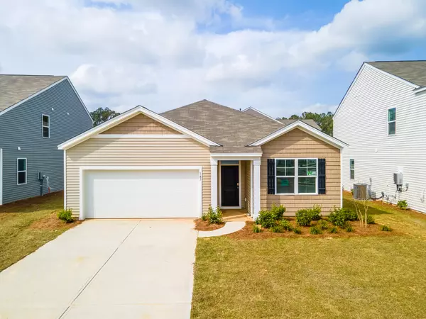 187 Cloverleaf St, Summerville, SC 29483