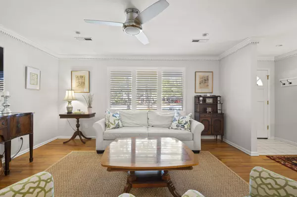 Charleston, SC 29412,800 Robert E Lee Blvd