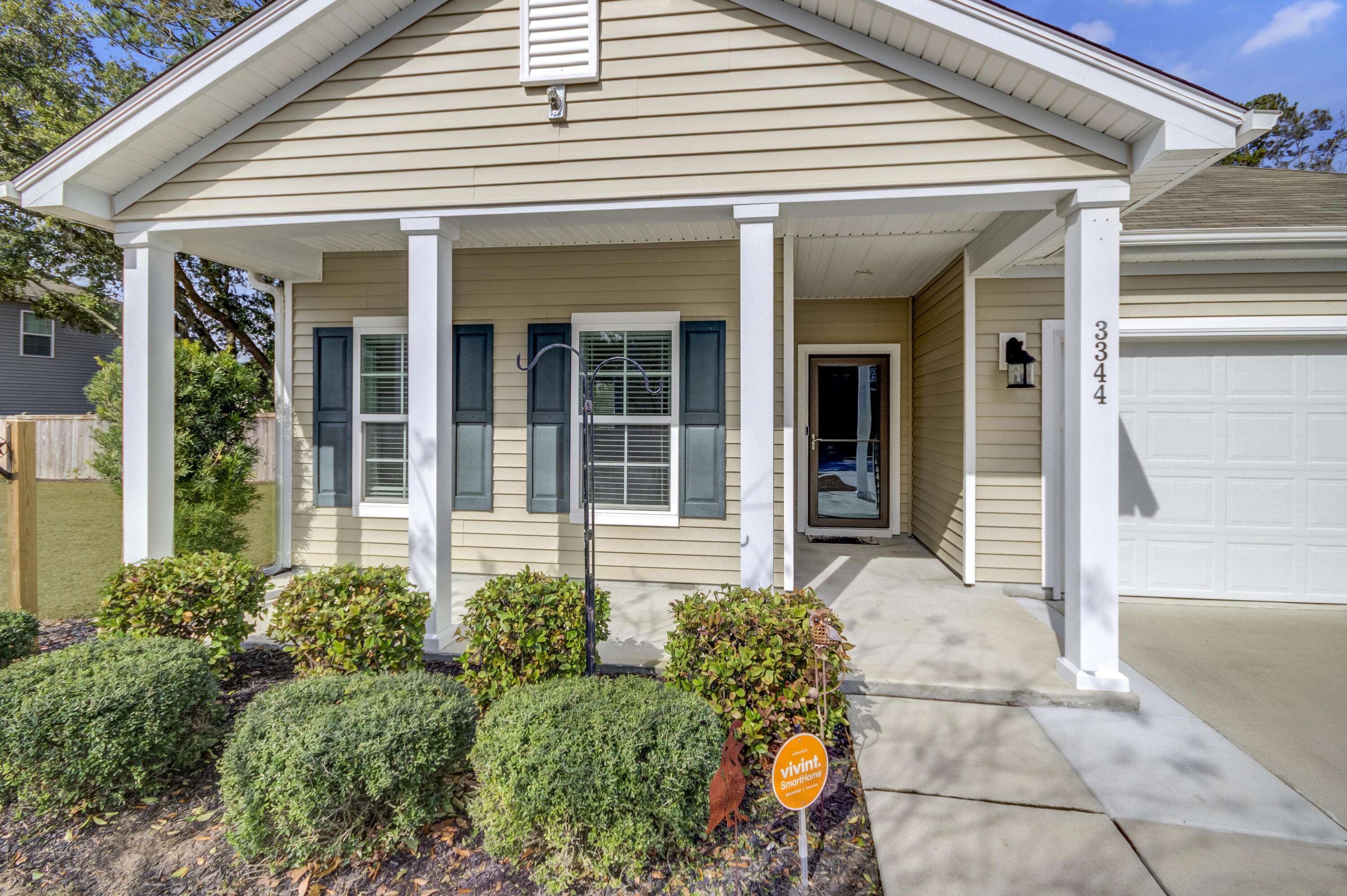 Johns Island, SC 29455,3344 Pavilion Lake Dr