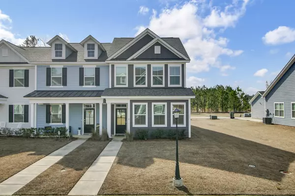 Moncks Corner, SC 29461,612 Ravensridge Ln