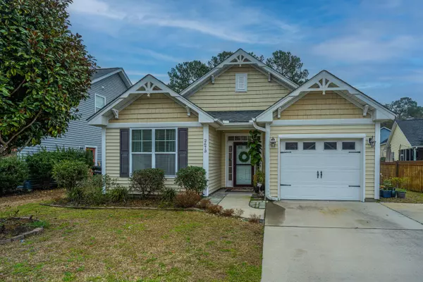 2673 Lohr Dr, Mount Pleasant, SC 29466