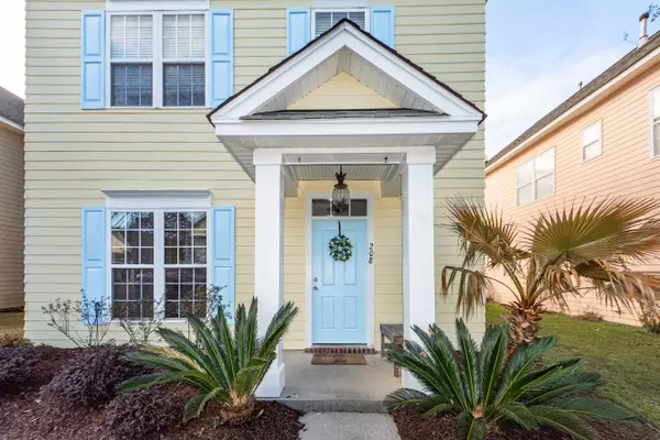 Summerville, SC 29483,208 Dandelion St