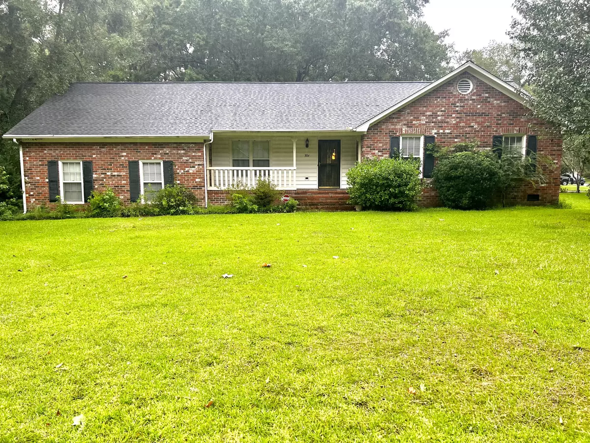 Summerville, SC 29485,304 Chessington Cir