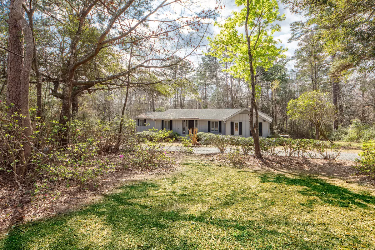 Summerville, SC 29485,109 Woodland Dr