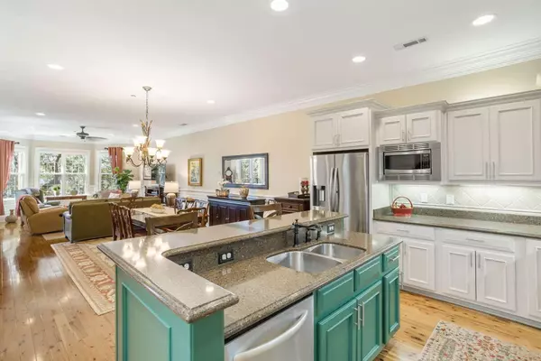 North Charleston, SC 29405,4255 Faber Place Dr #4101