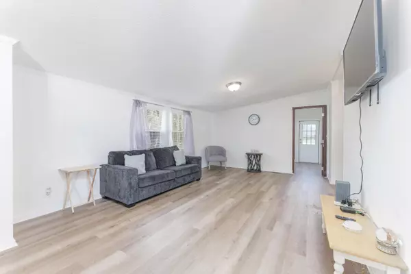 Walterboro, SC 29488,4567 Can City Rd