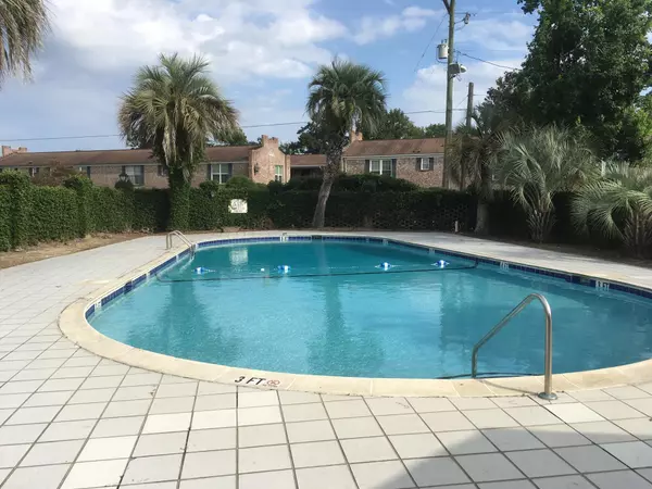 Charleston, SC 29407,640 Cornell St #C36