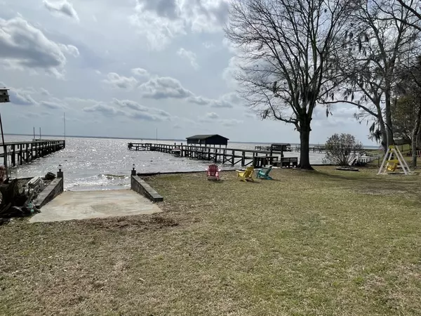 Summerton, SC 29148,1000 Pine Island Shrs