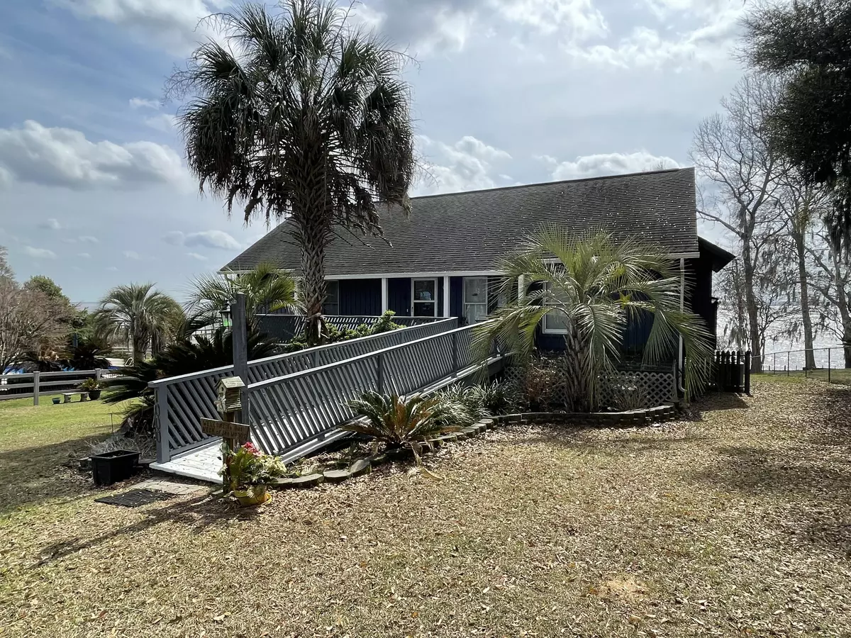Summerton, SC 29148,1000 Pine Island Shrs