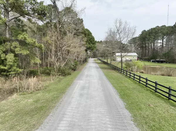 Awendaw, SC 29429,1476 Cedar Plantation Ln