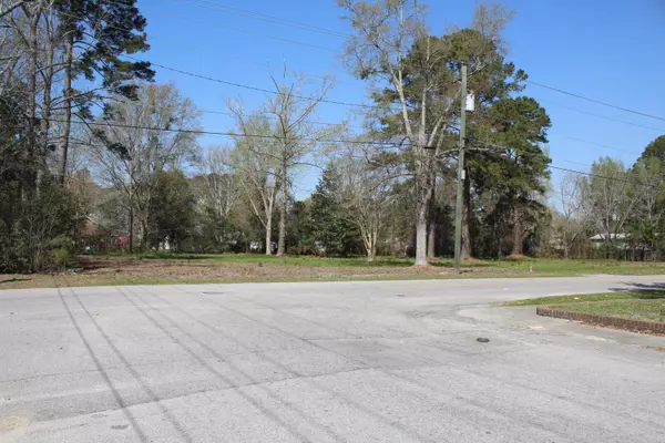 Bamberg, SC 29003,392 Red Raider Drive